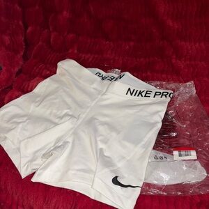 Nike Pro White Shorts Large